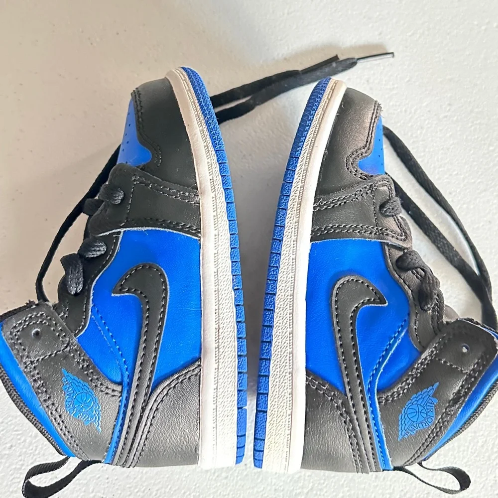 Jordan 1 Mid ‘Royal Blue’ toddler size 7C - Picture 7 of 16
